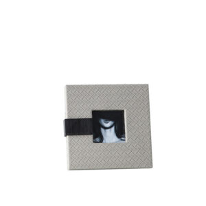 Inis Frame