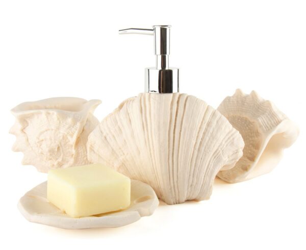 Shelly Bathroom Set