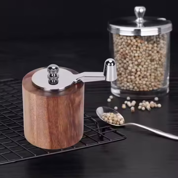 Rosa Pepper Mill - Image 3