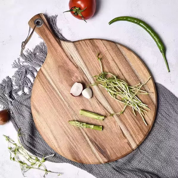 Maru Paddle Cutting Board